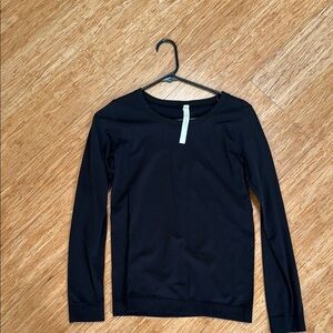 Swiftly Tech Long-Sleeve Shirt 2.0
Waist Length